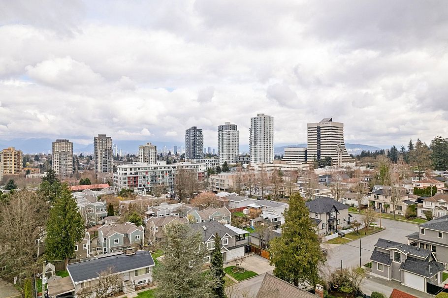5878 Arlington Street Vancouver, BC - 17