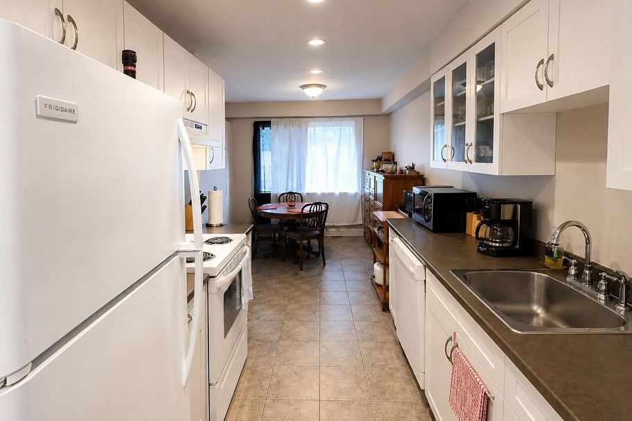 36 882 Premier Street North Vancouver, BC - 9