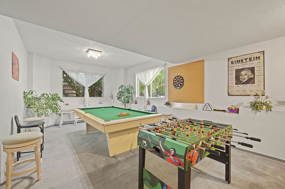 2445 Mowat Place North Vancouver, BC - 17