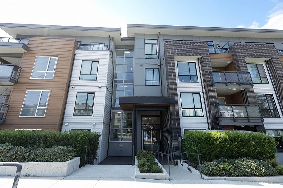 403 615 E 3rd Street North Vancouver, BC - 25