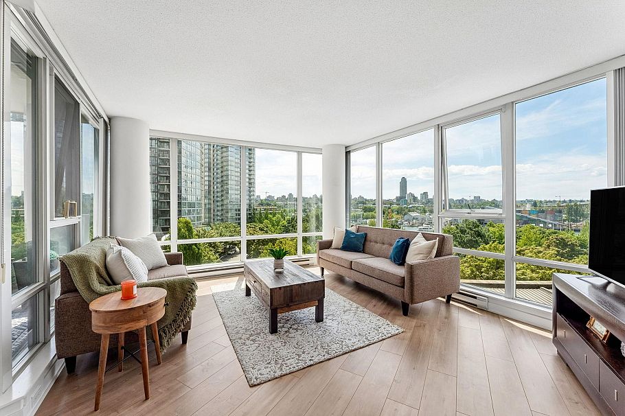 703 1495 Richards Street Vancouver, BC - 4