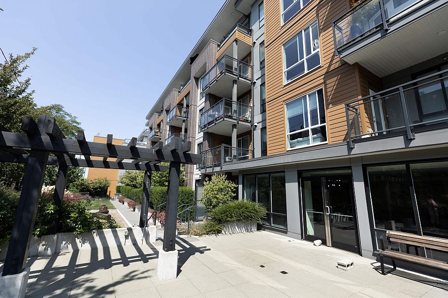 403 615 E 3rd Street North Vancouver, BC - 23