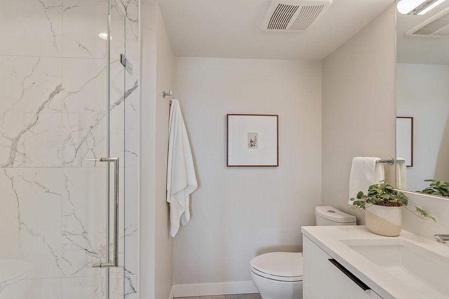 125 649 E 3rd Street North Vancouver, BC - 20