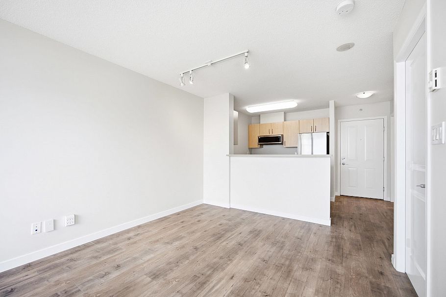 1503 3520 Crowley Drive Vancouver, BC - 9