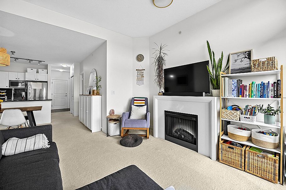 417 4550 Fraser Street Vancouver, BC - 12