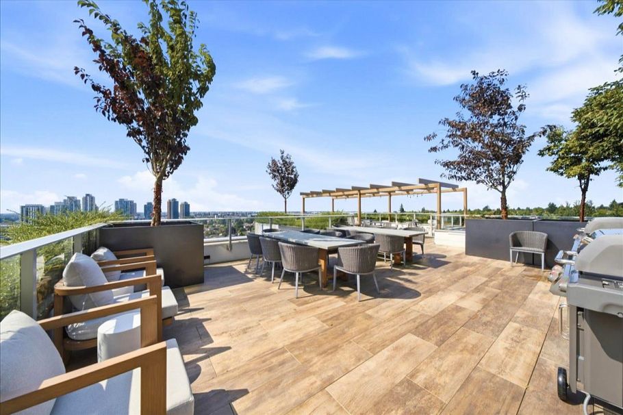 2207 7418 Paulson Street Vancouver, BC - 22