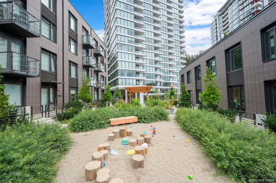 402 5629 Birney Avenue Vancouver, BC - 23
