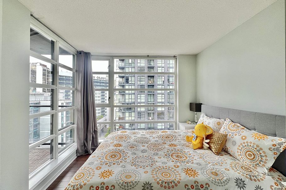 1102 1199 Seymour Street Vancouver, BC - 17