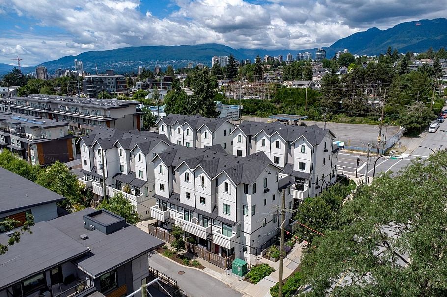 6 237 Ridgeway Avenue North Vancouver, BC - 20
