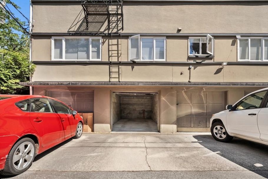 8 2296 W 39th Avenue Vancouver, BC - 34