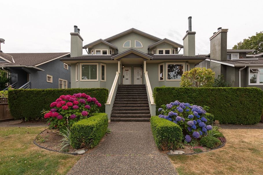 1844 W 10th Avenue Vancouver, BC - 36