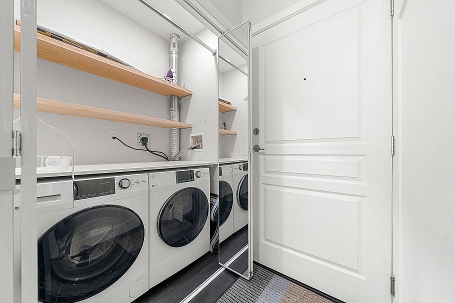404 5605 Hampton Place Vancouver, BC - 32