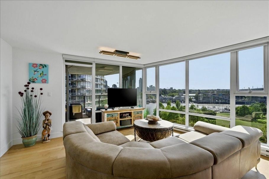 803 455 Beach Crescent Vancouver, BC - 2