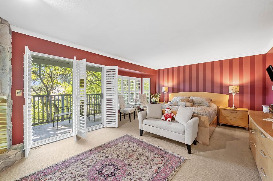 2445 Mowat Place North Vancouver, BC - 9