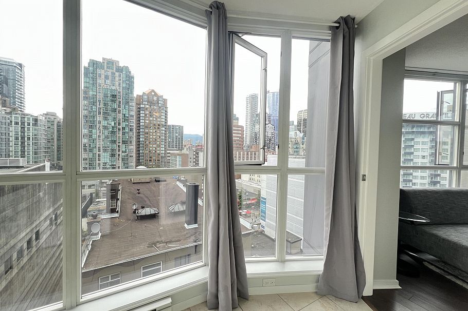 1102 1199 Seymour Street Vancouver, BC - 21