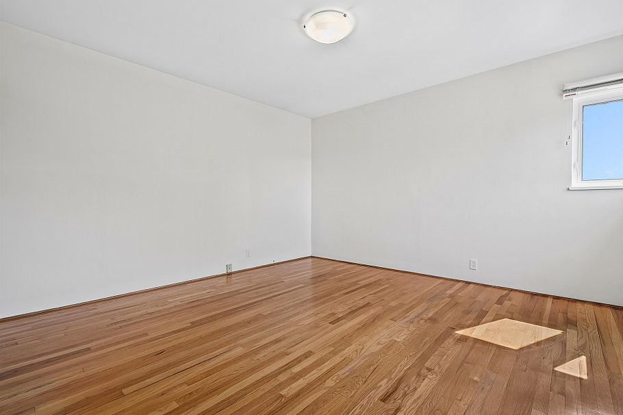 8 2296 W 39th Avenue Vancouver, BC - 27