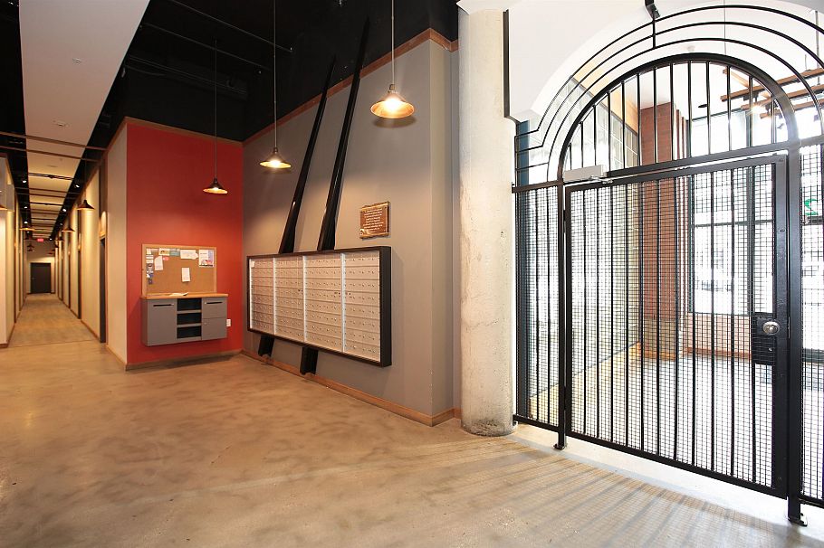 511 22 E Cordova Street Vancouver, BC - 24