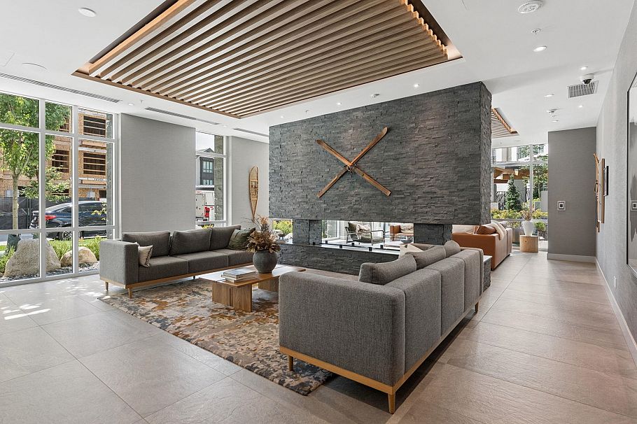 206 2325 Emery Court North Vancouver, BC - 21