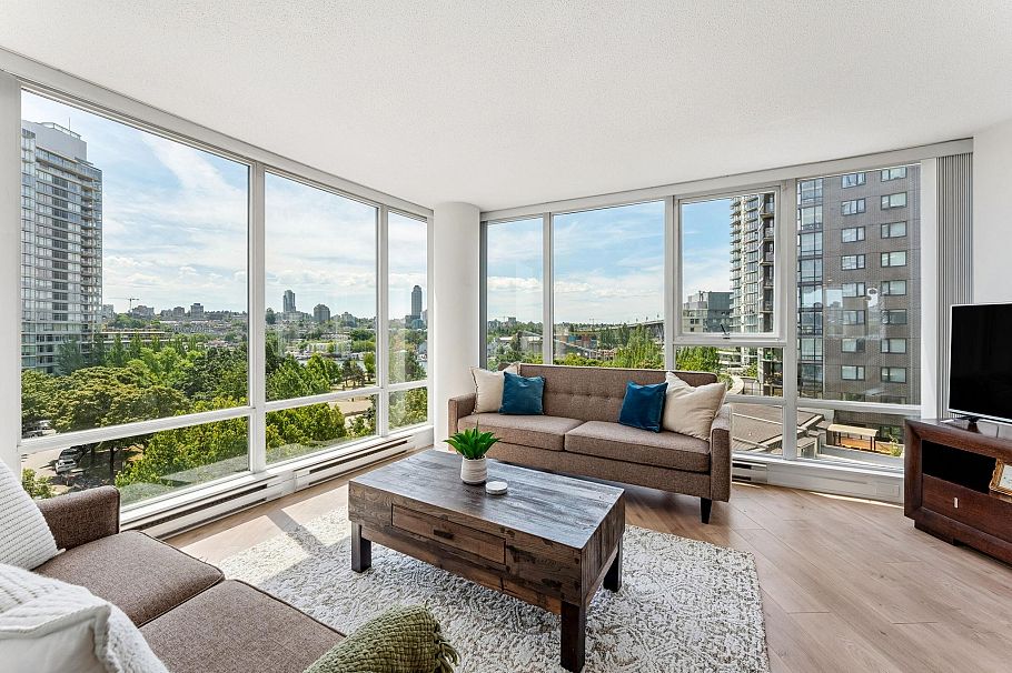 703 1495 Richards Street Vancouver, BC - 3