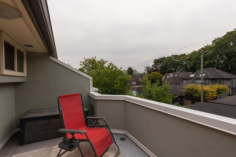 1844 W 10th Avenue Vancouver, BC - 27