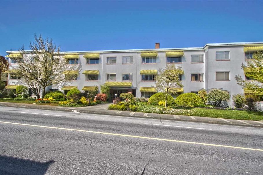 211 2469 Cornwall Avenue Vancouver, BC - 1