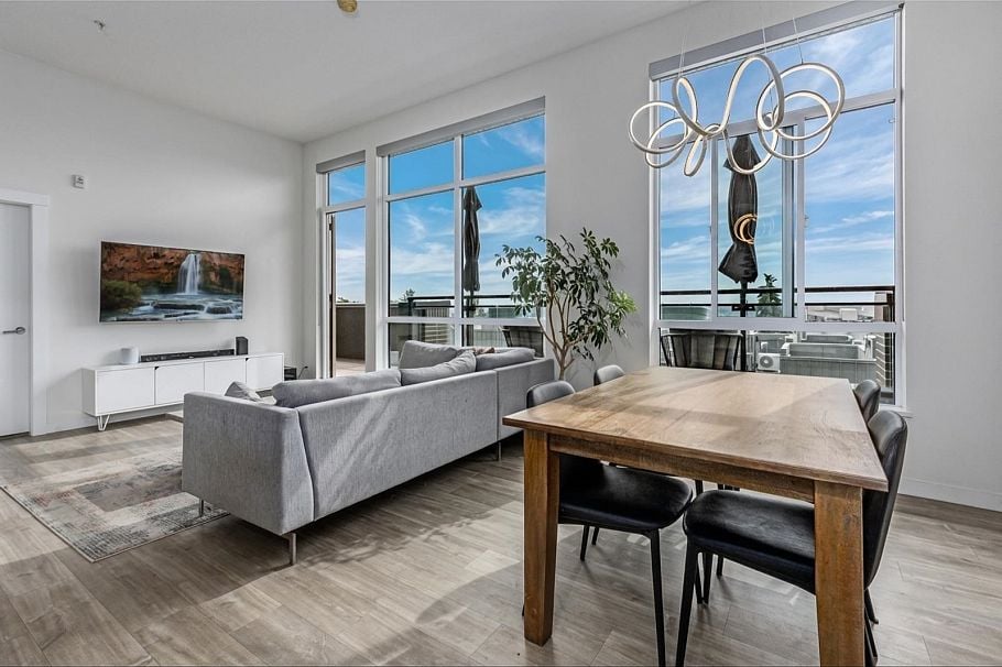 403 615 E 3rd Street North Vancouver, BC - 10