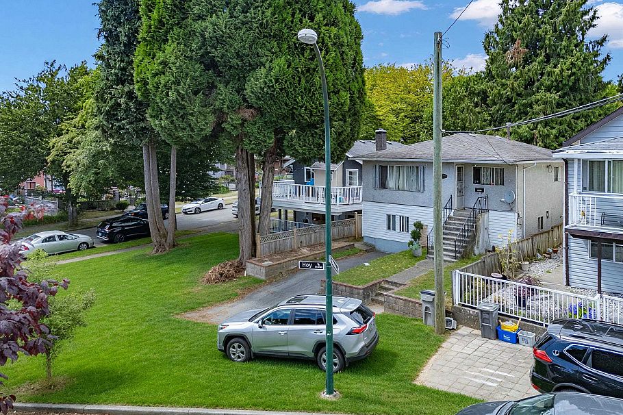 4987 Hoy Street Vancouver, BC - 7