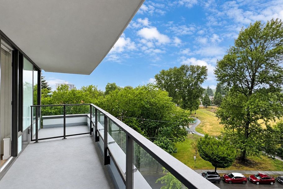 704 8238 Lord Street Vancouver, BC - 11
