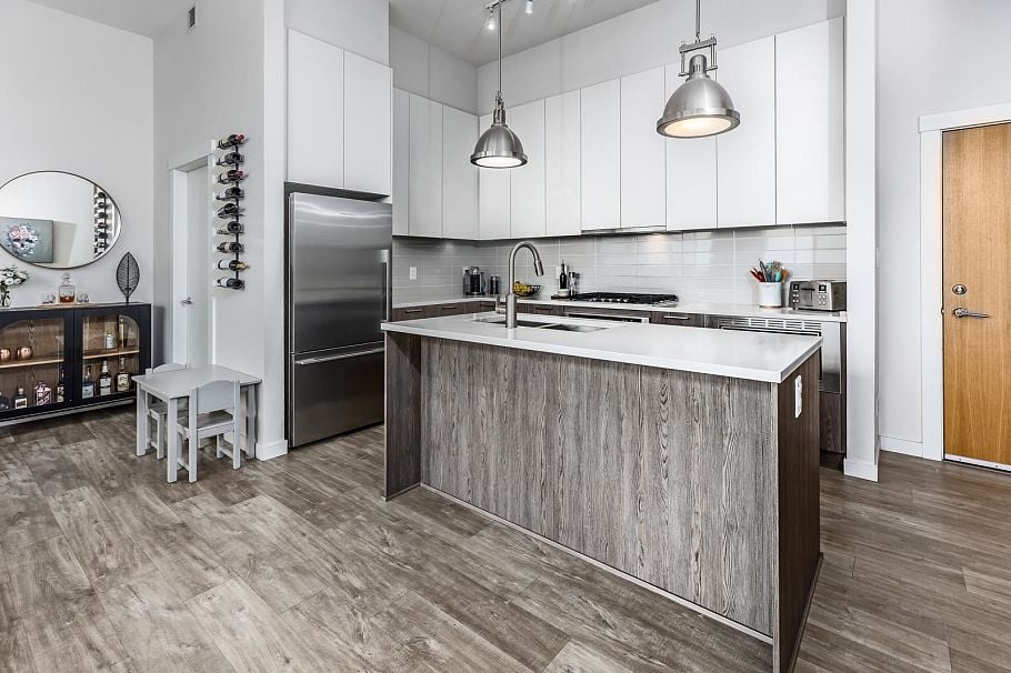 403 615 E 3rd Street North Vancouver, BC - 8