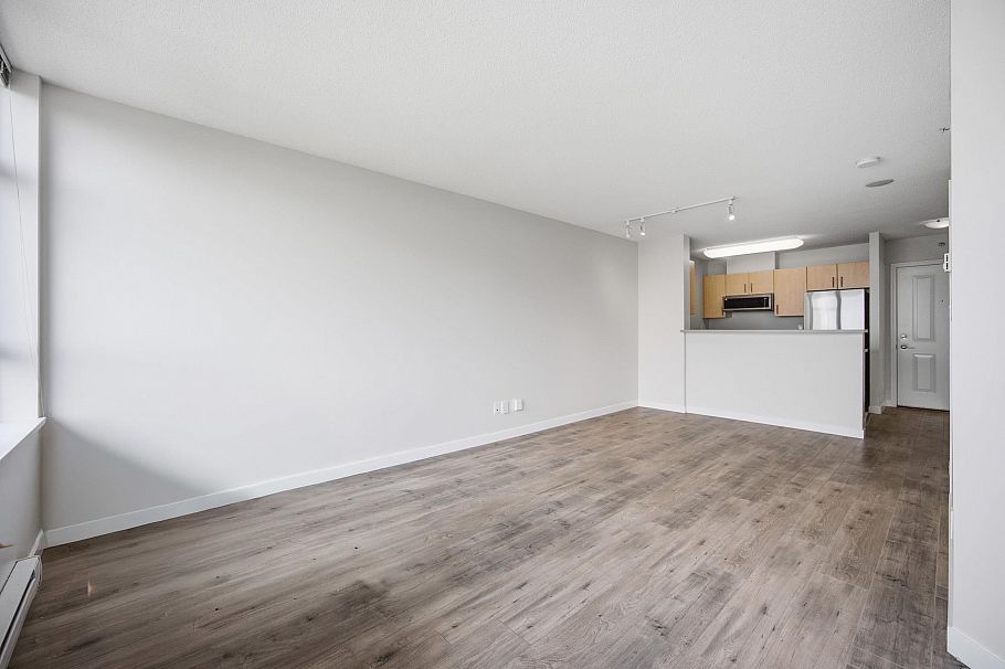 1503 3520 Crowley Drive Vancouver, BC - 11