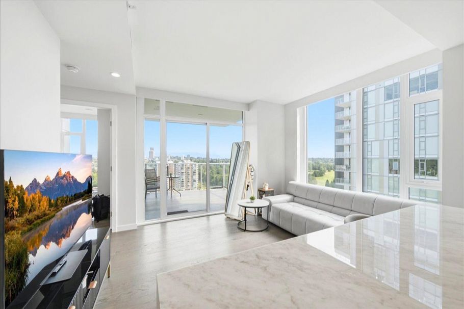 2207 7418 Paulson Street Vancouver, BC - 1