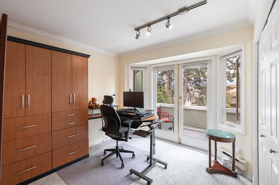 1844 W 10th Avenue Vancouver, BC - 22