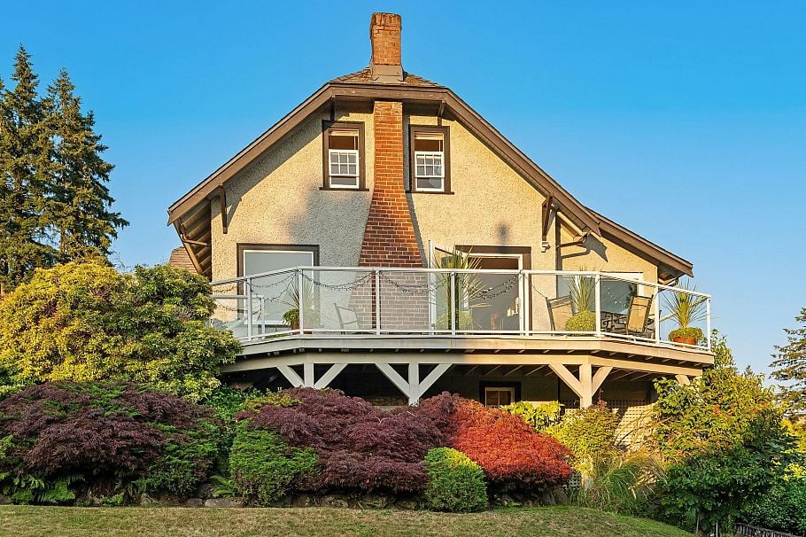 401 Somerset Street North Vancouver, BC - 30