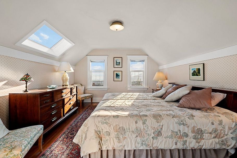 401 Somerset Street North Vancouver, BC - 15