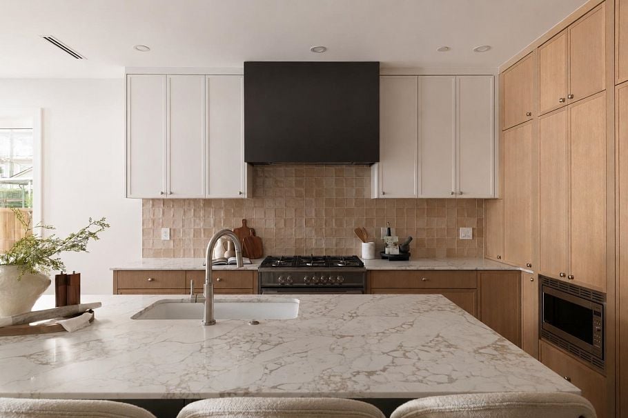 2 242 E 20th Avenue Vancouver, BC - 8