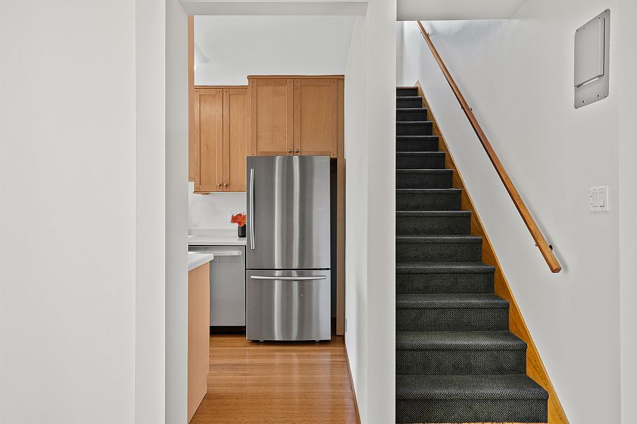 8 2296 W 39th Avenue Vancouver, BC - 23