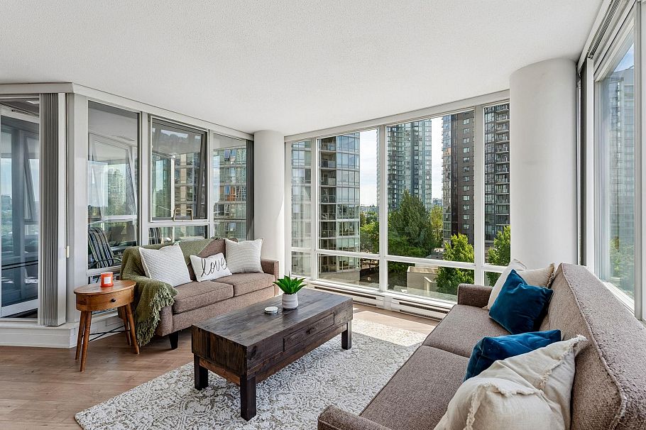 703 1495 Richards Street Vancouver, BC - 10