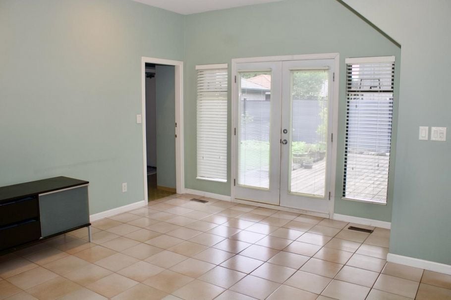 1624 W 61st Avenue Vancouver, BC - 11