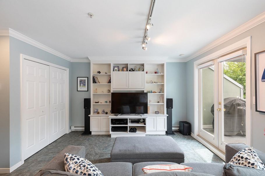 1844 W 10th Avenue Vancouver, BC - 11