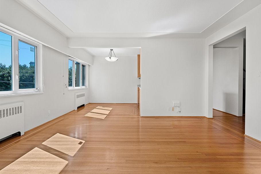 8 2296 W 39th Avenue Vancouver, BC - 4