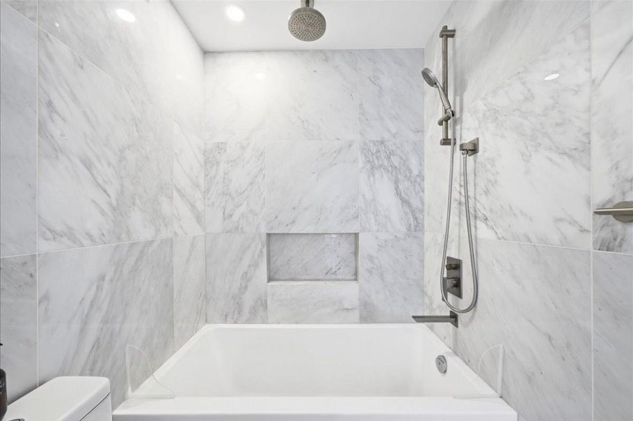 2207 7418 Paulson Street Vancouver, BC - 12
