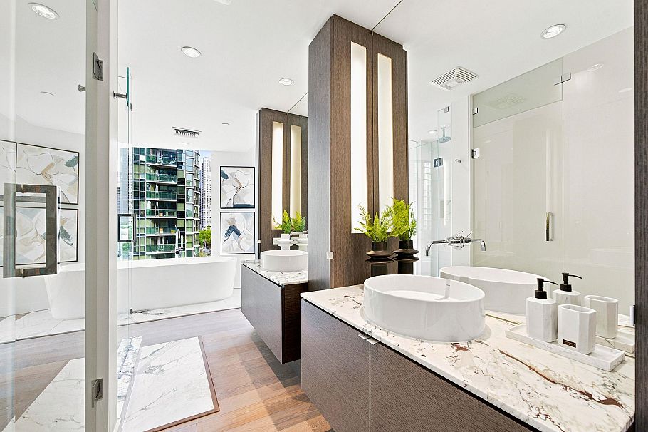 802 1409 W Pender Street Vancouver, BC - 9