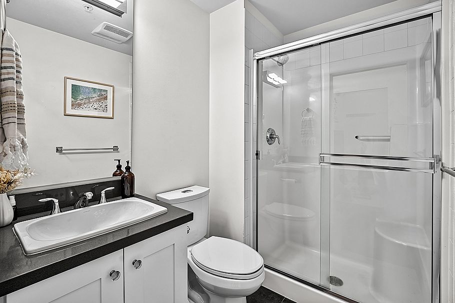 417 4550 Fraser Street Vancouver, BC - 20
