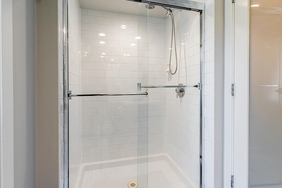 1227 Richards Street Vancouver, BC - 27