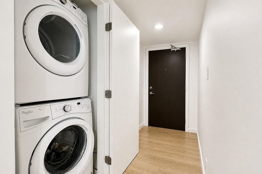 704 8238 Lord Street Vancouver, BC - 10