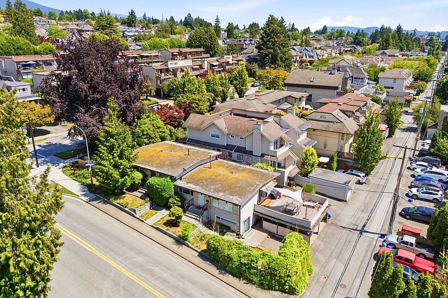 338-342 St. Georges Avenue North Vancouver, BC - 1