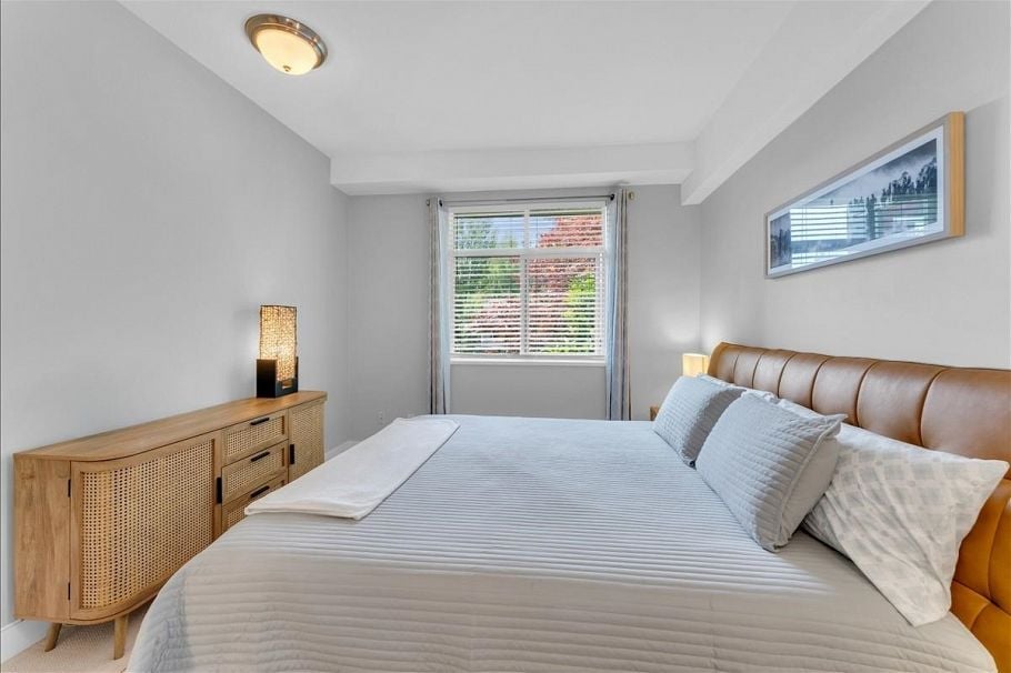 303 630 Roche Point Drive North Vancouver, BC - 17