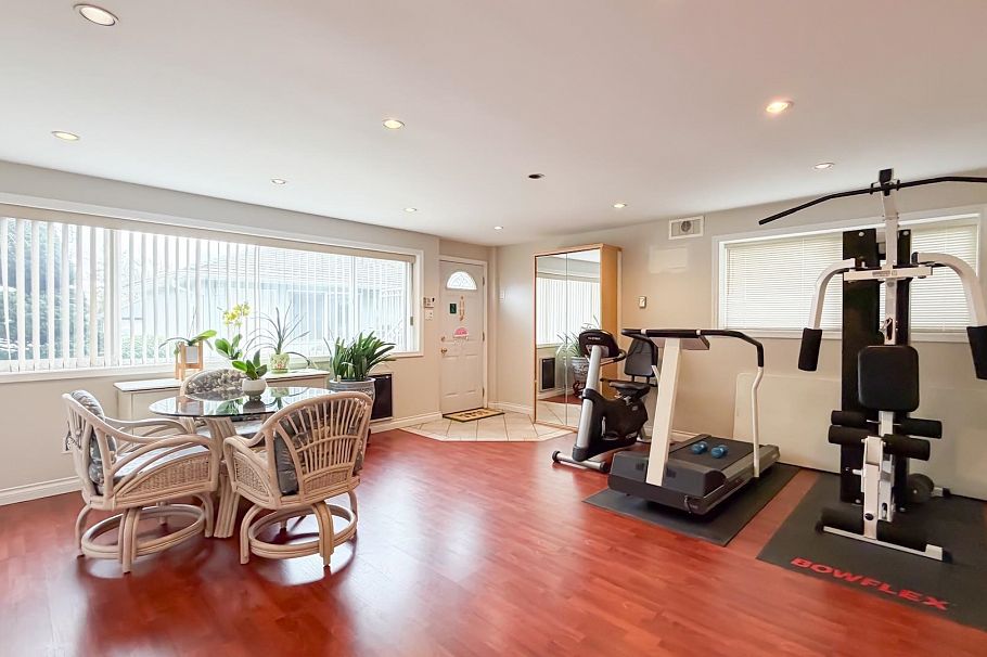 6462 Nanaimo Street Vancouver, BC - 5