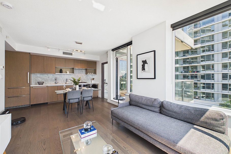 808 68 Smithe Street Vancouver, BC - 8