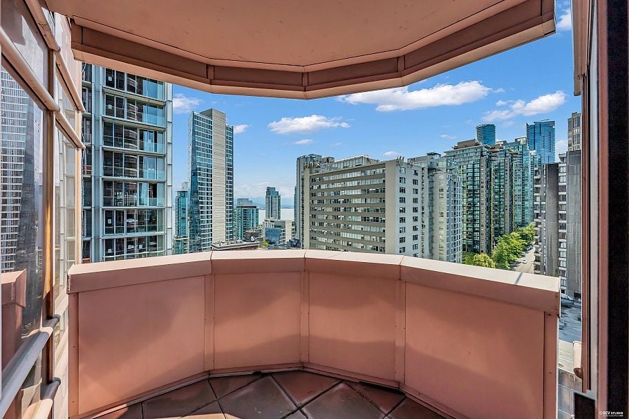 12B 1500 Alberni Street Vancouver, BC - 19
